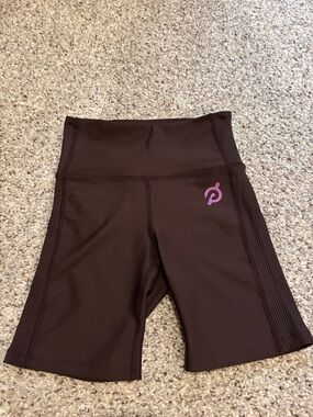 ☀️ Peloton Burgundy High-Rise Bike Shorts